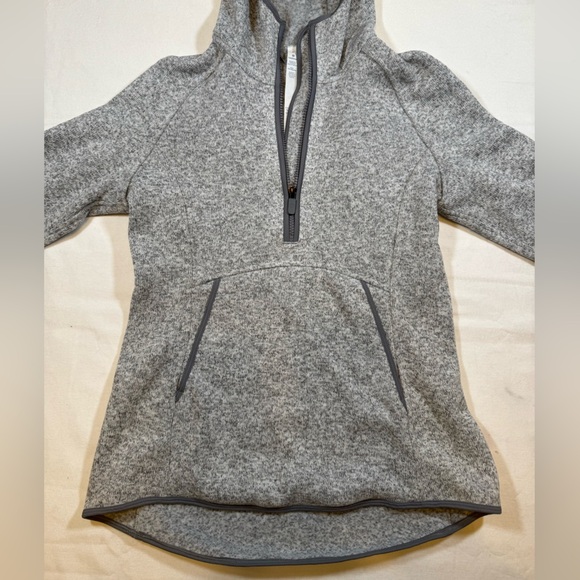 Lululemon (Worn Once) Women’s Heathered Gray Quarter Zip-Up Fleece Jacket Hoodie - Picture 5 of 9